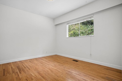 1211 Chartwell Drive, West Vancouver, BC 