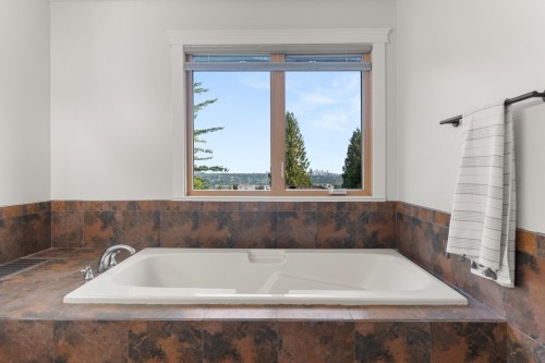 366 Balfour Drive, Coquitlam, BC 