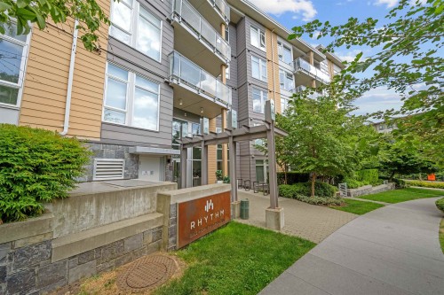 502-3263 Pierview Crescent, Vancouver, BC - Outdoor