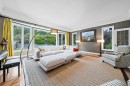 2478 Westhill Court, West Vancouver, BC  - Indoor Photo Showing Living Room 