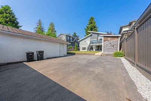 8008 13Th Avenue, Burnaby, BC 