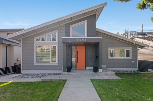 8008 13Th Avenue, Burnaby, BC 