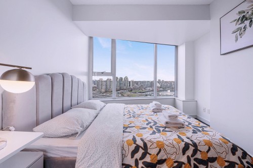 2209-58 Keefer Place, Vancouver, BC 