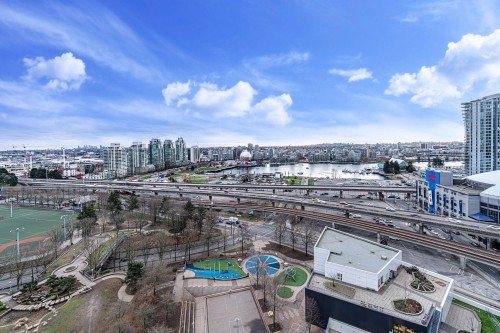 2209-58 Keefer Place, Vancouver, BC 