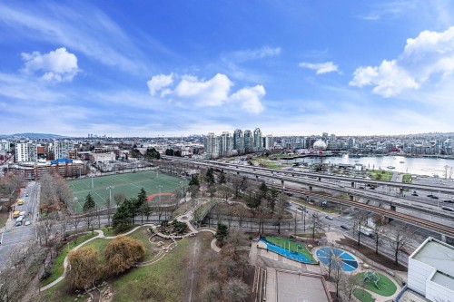 2209-58 Keefer Place, Vancouver, BC 