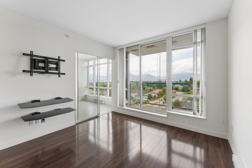 1003-4815 Eldorado Mews  Vancouver, BC V5R 0B2