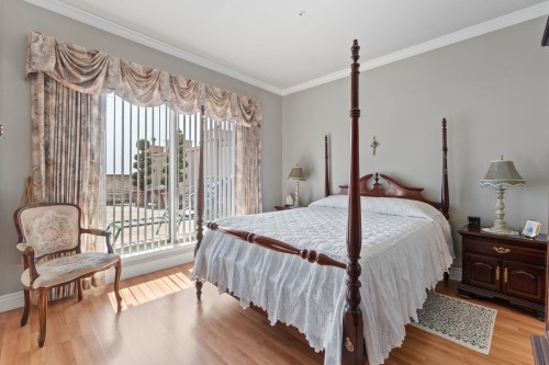 302-3176 Plateau Boulevard, Coquitlam, BC 
