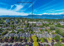 4549 12th Avenue W Vancouver, BC V6R 2R4