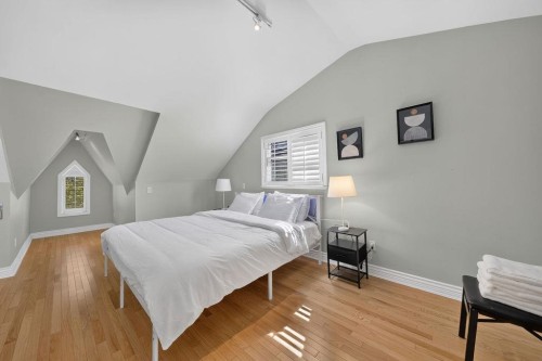 4549 12Th Avenue W, Vancouver, BC - Indoor Photo Showing Bedroom
