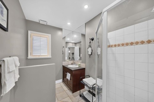 4549 12Th Avenue W, Vancouver, BC - Indoor Photo Showing Bathroom