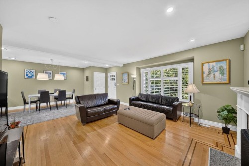 4549 12Th Avenue W, Vancouver, BC - Indoor