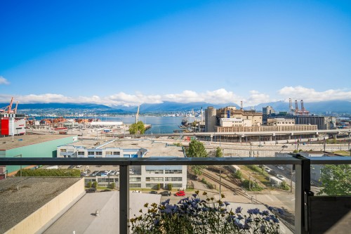 955 Hastings Street E, Vancouver, BC 