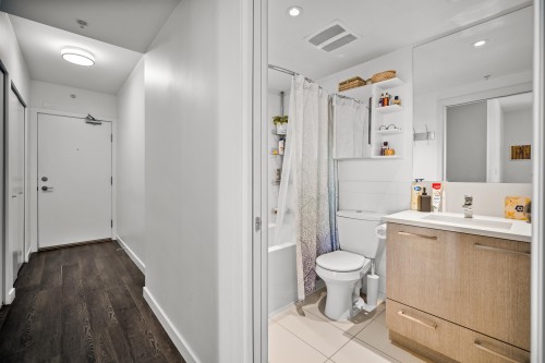 955 Hastings Street E, Vancouver, BC 
