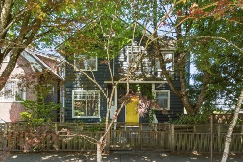 1239 22Nd Avenue E, Vancouver, BC 