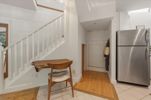1239 22Nd Avenue E, Vancouver, BC 