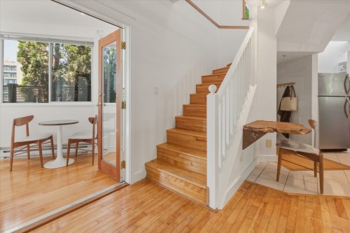 1239 22Nd Avenue E, Vancouver, BC 