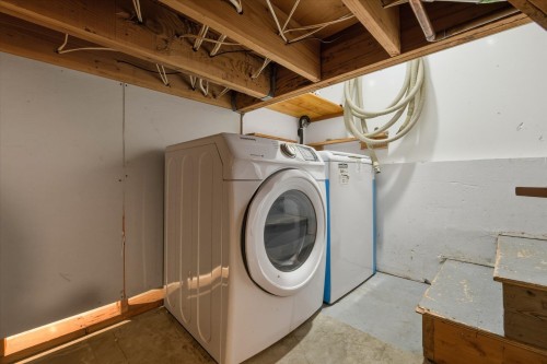 1239 22Nd Avenue E, Vancouver, BC 
