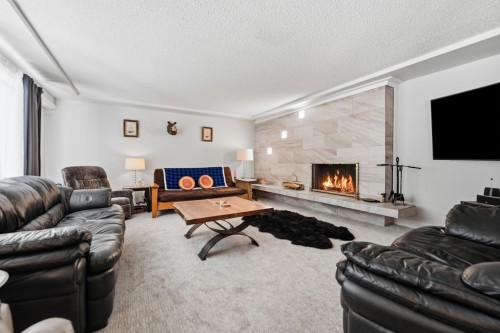 23257 Dogwood Avenue, Maple Ridge, BC - Outdoor