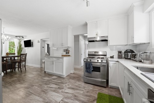 23257 Dogwood Avenue, Maple Ridge, BC - Outdoor