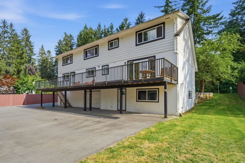 23257 Dogwood Avenue, Maple Ridge, BC - Indoor Photo Showing Bedroom
