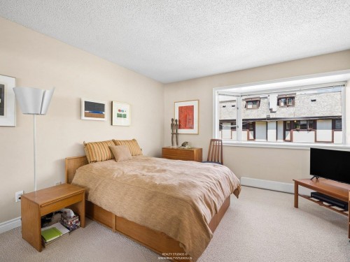 2419 1St Avenue W, Vancouver, BC - Indoor Photo Showing Bedroom