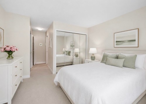 2419 1St Avenue W, Vancouver, BC - Indoor Photo Showing Bedroom