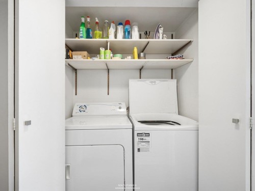 2419 1St Avenue W, Vancouver, BC - Indoor Photo Showing Laundry Room