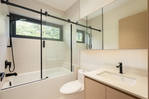 4475 Wallace Street, Vancouver, BC 