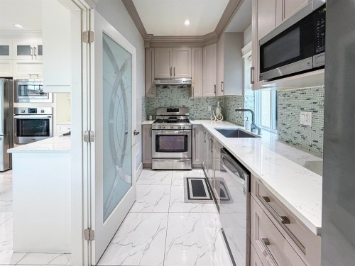 5626 Elizabeth Street, Vancouver, BC 