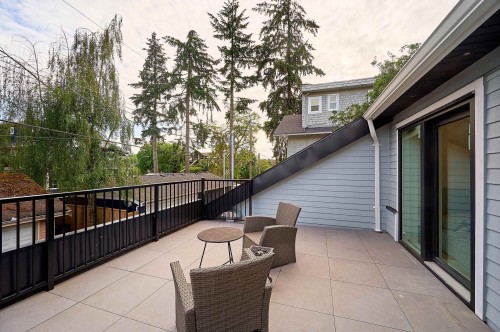 3674 1St Avenue W, Vancouver, BC 