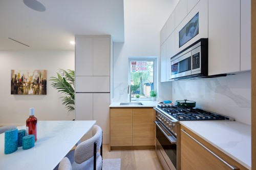 3674 1St Avenue W, Vancouver, BC 