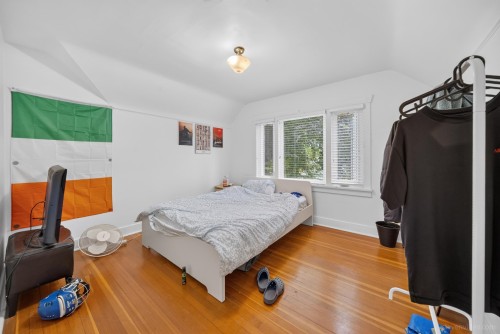 3884 20Th Avenue W, Vancouver, BC 