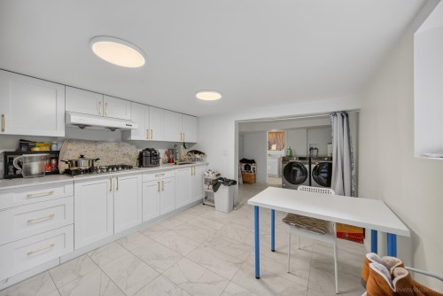3884 20Th Avenue W, Vancouver, BC 