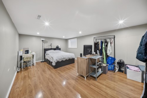 3884 20Th Avenue W, Vancouver, BC 