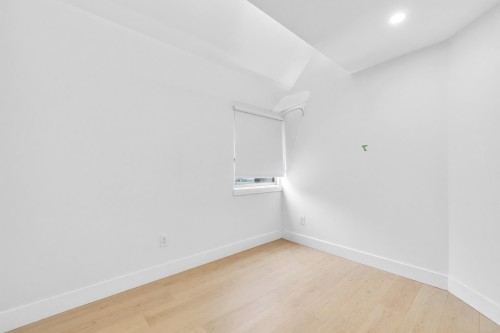 265 Keith Road E, North Vancouver, BC 