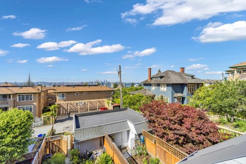 265 Keith Road E, North Vancouver, BC 