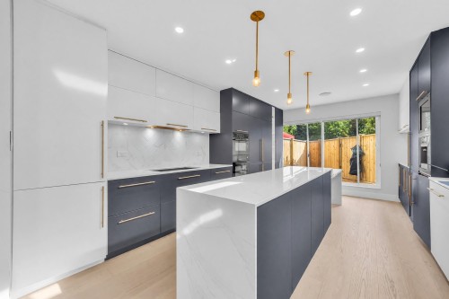 265 Keith Road E, North Vancouver, BC 
