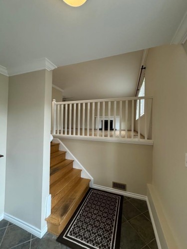 8400 Fairhurst Road, Richmond, BC - Indoor