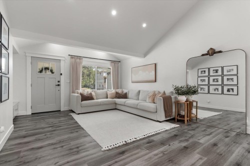21730 River Road, Maple Ridge, BC 