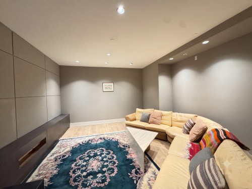 1028 58Th Avenue W, Vancouver, BC 