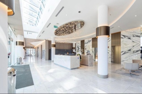 3801-4720 Lougheed Highway, Burnaby, BC - Indoor