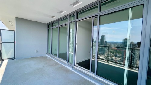 3801-4720 Lougheed Highway, Burnaby, BC - Outdoor With Balcony With Exterior