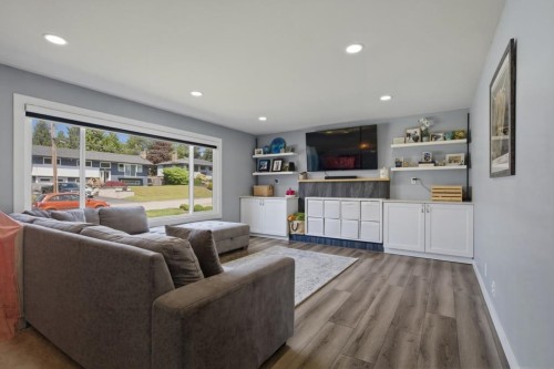 2416 Tolmie Avenue, Coquitlam, BC 
