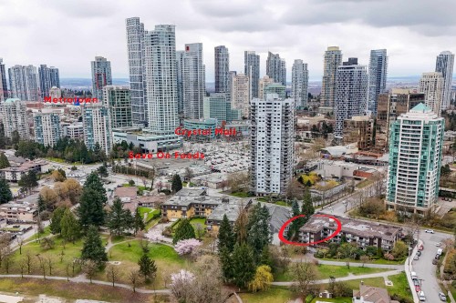 304-4345 Grange Street  Burnaby, BC V5H 1P4