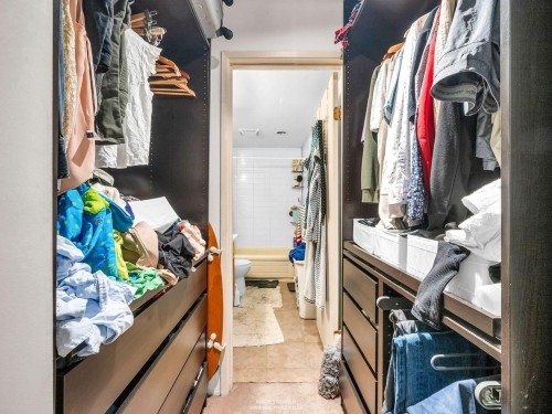 1330 7Th Avenue W, Vancouver, BC - Indoor With Storage