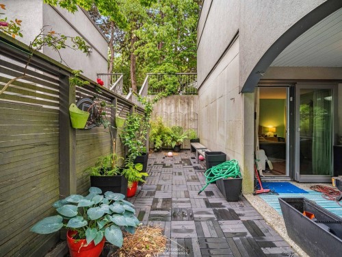 1330 7Th Avenue W, Vancouver, BC - Outdoor With Deck Patio Veranda With Exterior