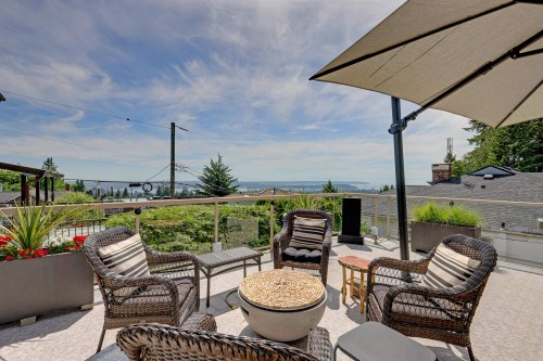 3821 Lonsdale Avenue, North Vancouver, BC 