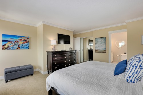 3821 Lonsdale Avenue, North Vancouver, BC 