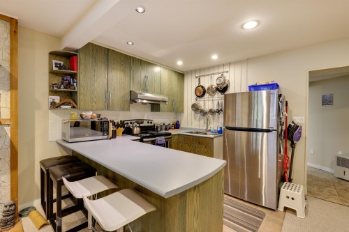 3821 Lonsdale Avenue, North Vancouver, BC 