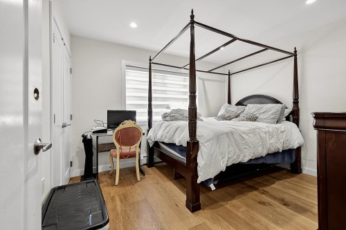 5430 Melbourne Street, Vancouver, BC - Indoor Photo Showing Bedroom